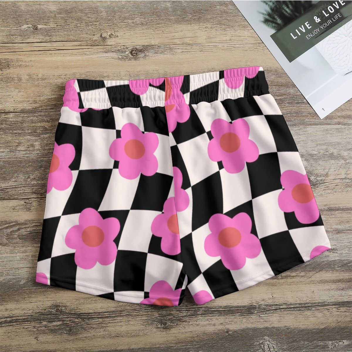 Retro Pink Flower Checkered Women's Casual Shorts